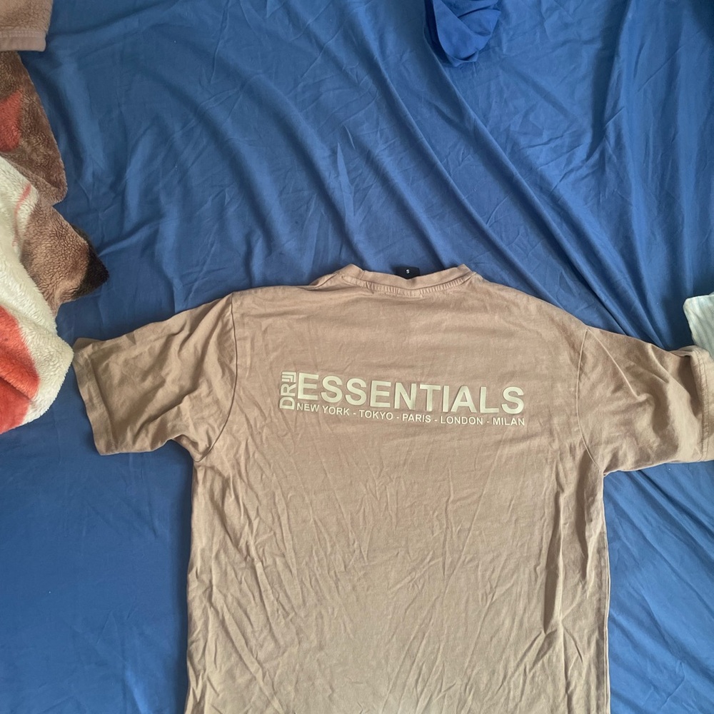 Essentials Men's Beige Short Sleeve Tee